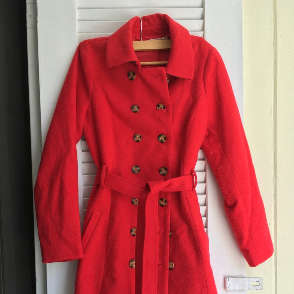 Show-stopping Classic Red Peacoat